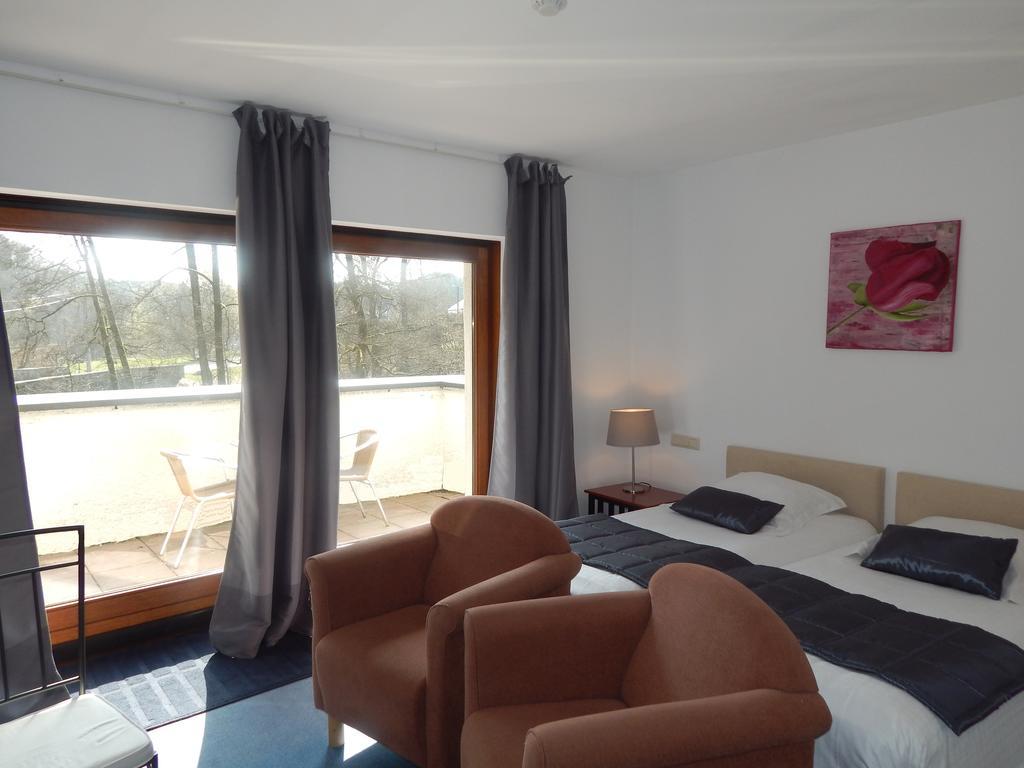Hotel Le Martin Pecheur Fauvillers Quarto foto